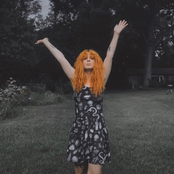 Brett Manning Dress SIZE Medium - Picture 6 of 9